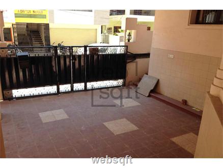 Commercial Commercial building for Sale in Karkhana
